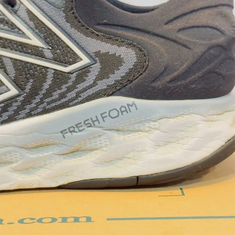 New Balance Fresh Foam X 1080v11 Mens Size 7.5 Running Shoes Cushioned Sneakers